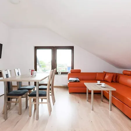 Apartment Maja *